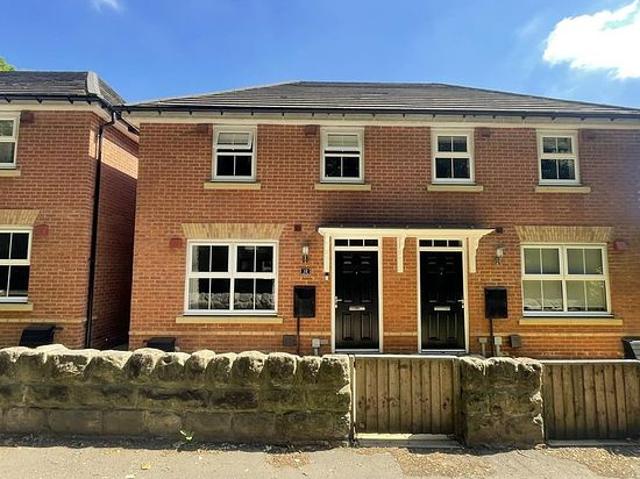 House for rent in Wharncliffe Side, South Yorkshire