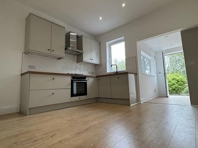 House for rent in Boulder Hill, Sheffield