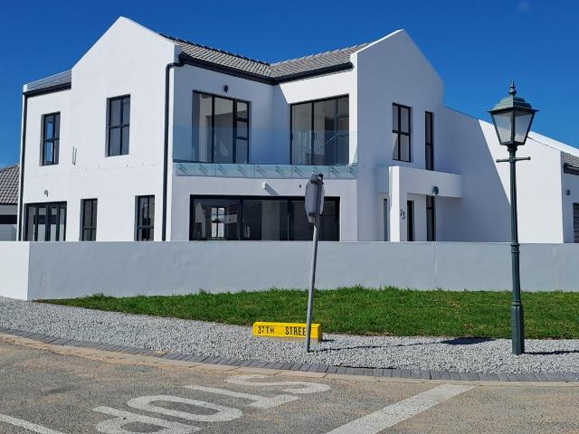 House for sale in West Coast, Britannia Bay