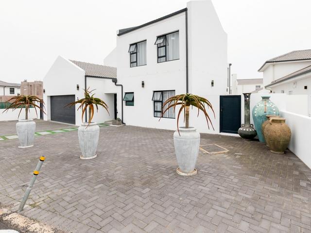 House for sale in West Coast, Britannia Bay