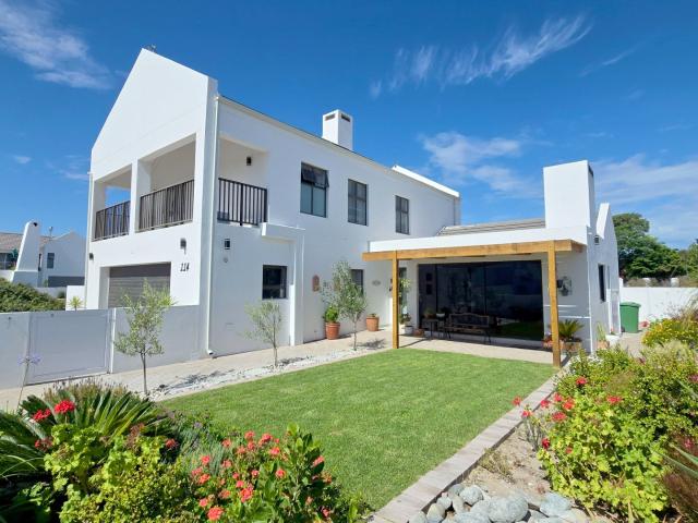House for sale in West Coast, Britannia Bay