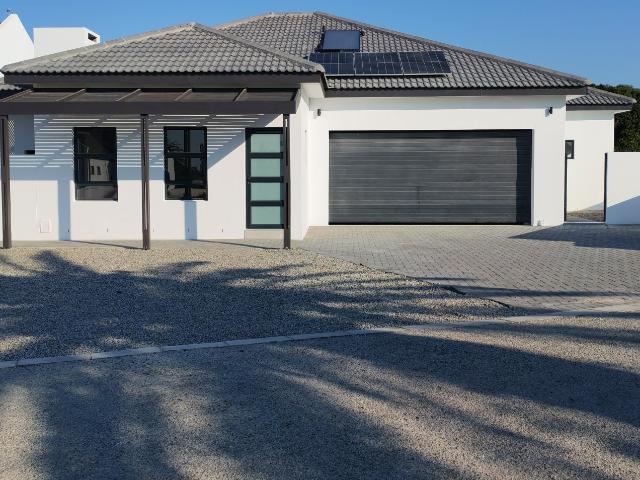 House for sale in West Coast, Britannia Bay