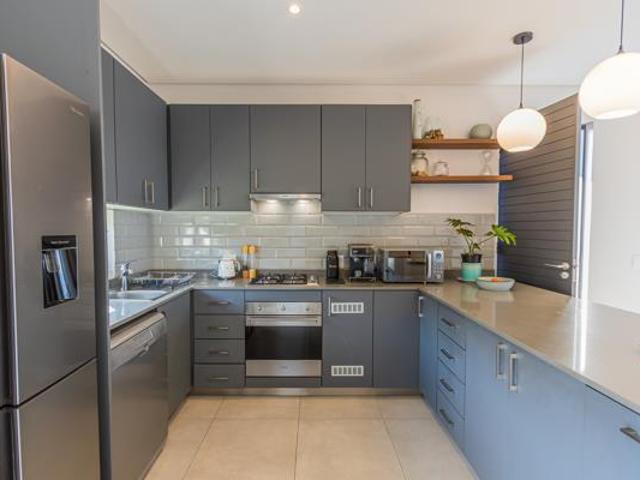 House for rent in Seaview, Kwazulu-natal