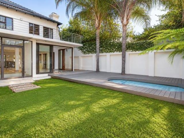 House for rent in Waterkloof, Gauteng