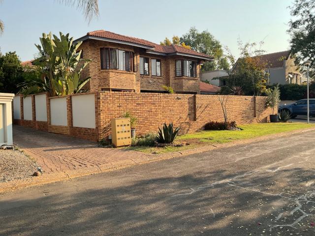 House for sale in Waterkloof, Gauteng