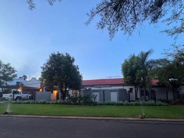 House for rent in Waterkloof, Gauteng