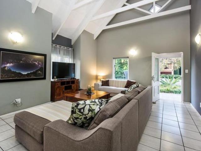 House for rent in Waterkloof, Gauteng