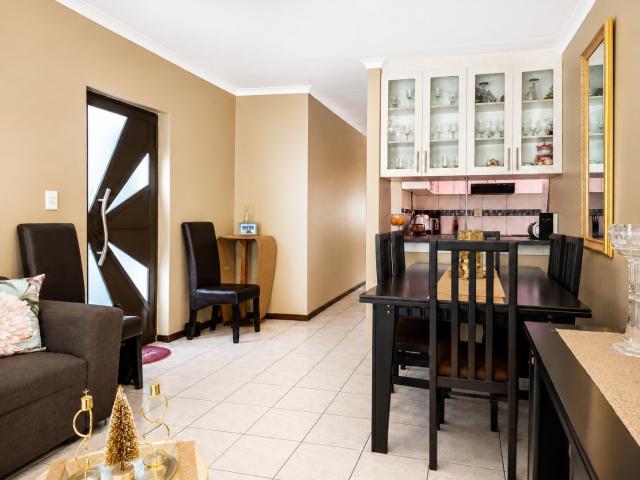 House for sale in Blue Downs, Western Cape