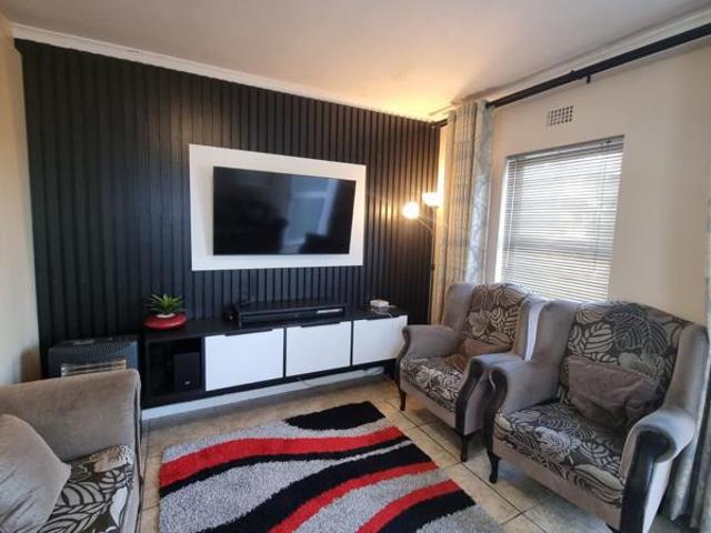 House for sale in Cape Town, Western Cape