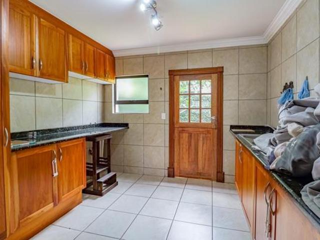 House for rent in Waterkloof, Gauteng