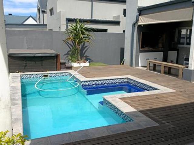 House for sale in Bergsig, Durbanville