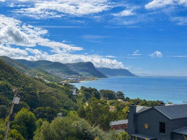 House for sale in Cape Town, Western Cape