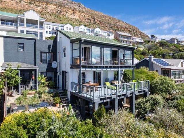 House for sale in Cape Town, Western Cape