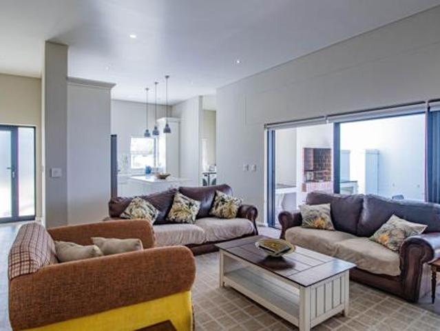 House for sale in Cape Town, Western Cape