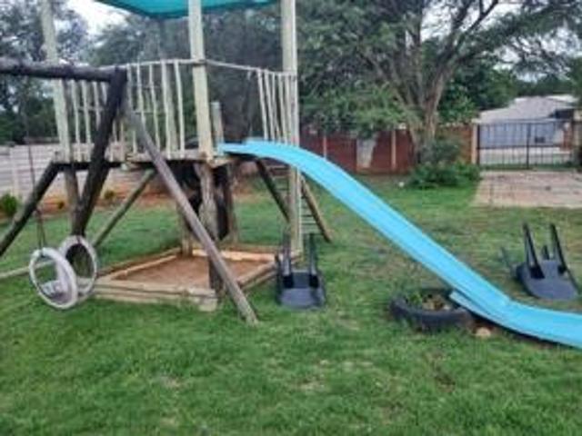 House for sale in Klerksdorp, Matlosana Local Municipality