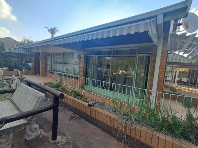 House for sale in Dr Kenneth Kaunda, North West
