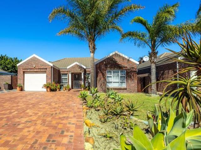 House for sale in Cape Town, Western Cape