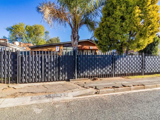 House for sale in Vosloorus, Gauteng