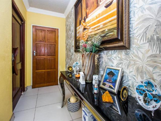 House for sale in Waterkloof, Gauteng