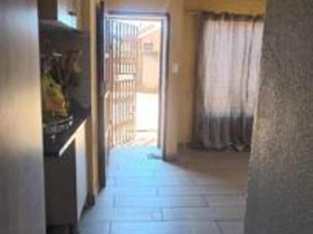 House for rent in Waterkloof, Gauteng