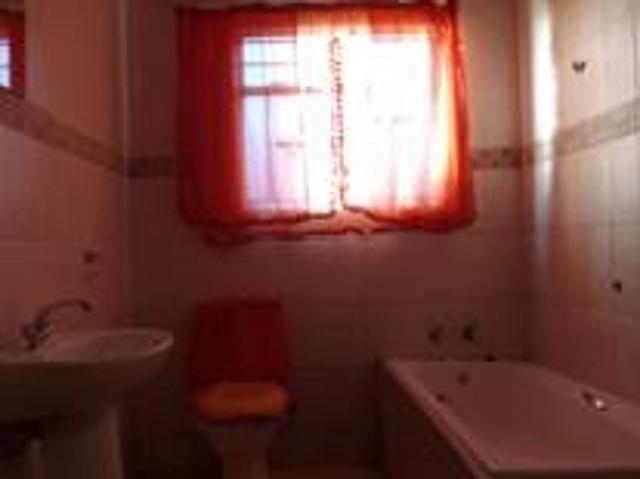 House for rent in Waterkloof, Gauteng