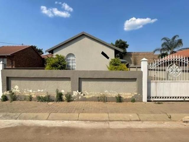 House for rent in Soshanguve, City of Tshwane Metropolitan Municipality