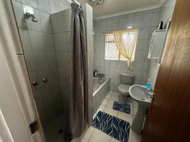 House for sale in Kimberley, Frances Baard District Municipality