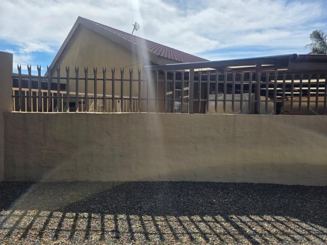 House for sale in Frances Baard, Northern Cape