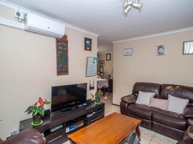 House for sale in Seaview, Kwazulu-natal