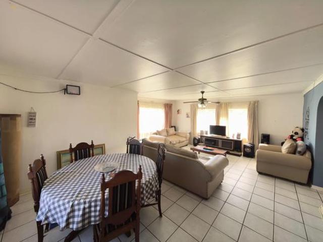 House for sale in Frances Baard, Northern Cape
