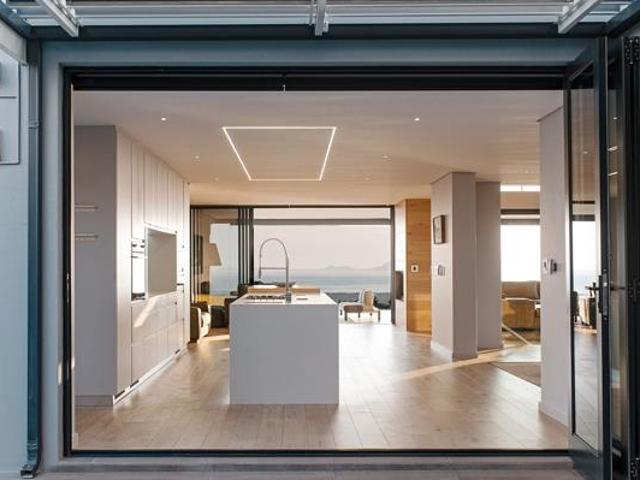 House for sale in Cape Town, Western Cape