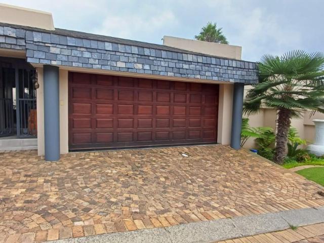 House for sale in Bedfordview, City of Ekurhuleni Metropolitan Municipality