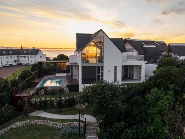 House for sale in Cape St Francis, Eastern Cape