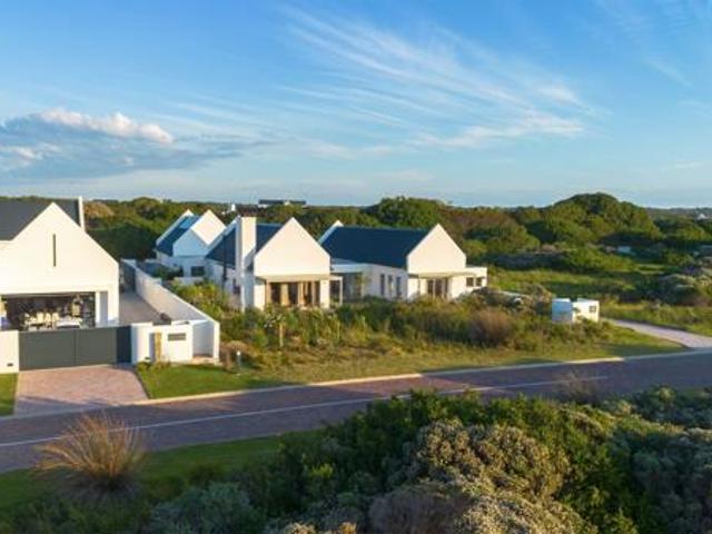 House for sale in Cape St Francis, Eastern Cape