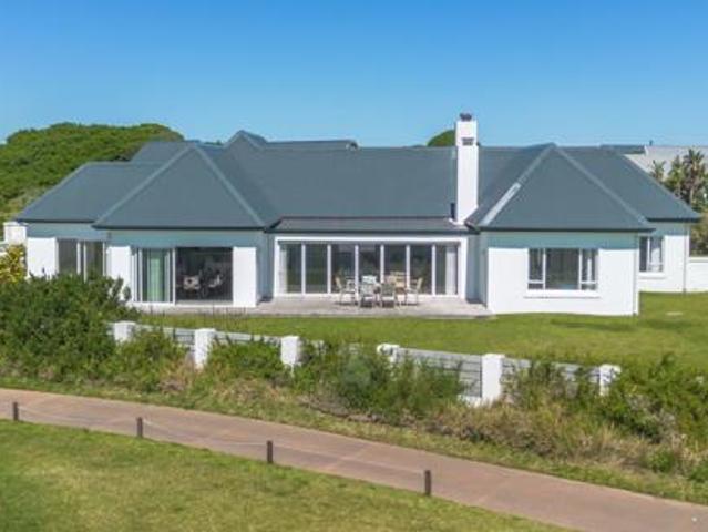 House for sale in St. Francis Bay, Kouga Local Municipality