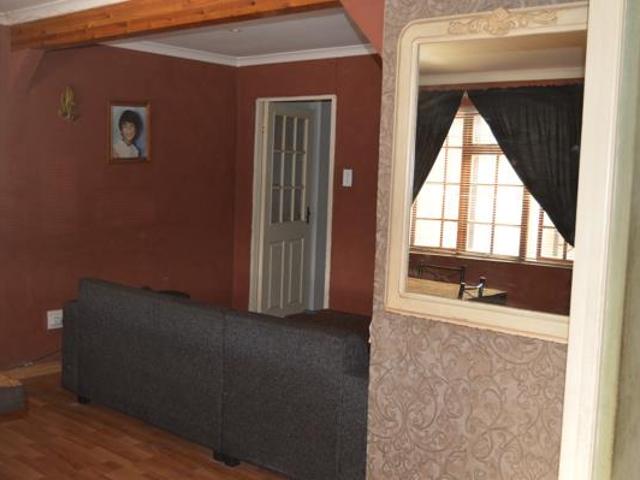 House for sale in Cape Town, Western Cape