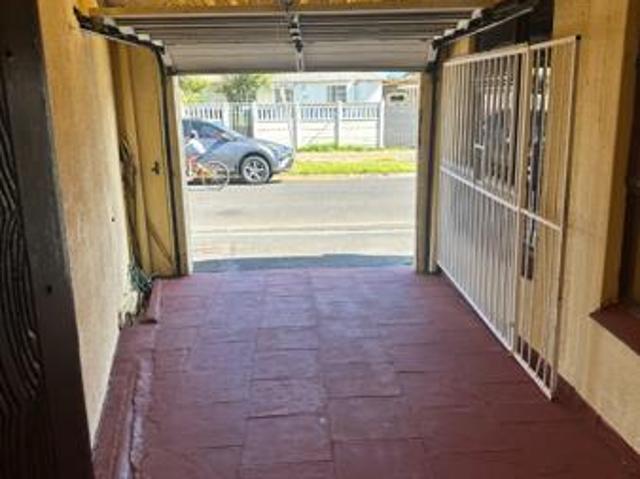 House for sale in Cape Town, Western Cape