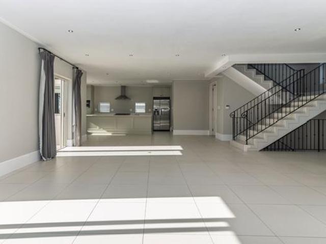 House for sale in Cape Town, Western Cape
