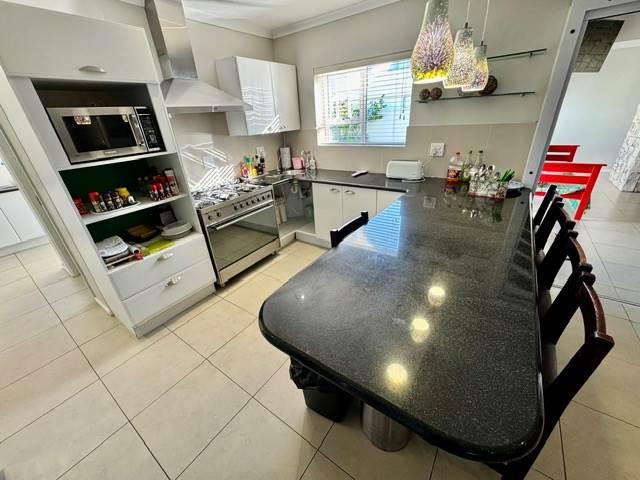 House for sale in Groot Brak Rivier, Western Cape