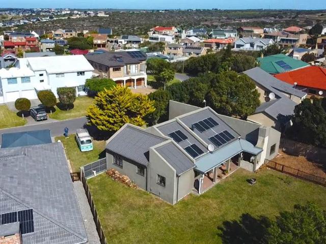 House for sale in Groot Brak Rivier, Western Cape