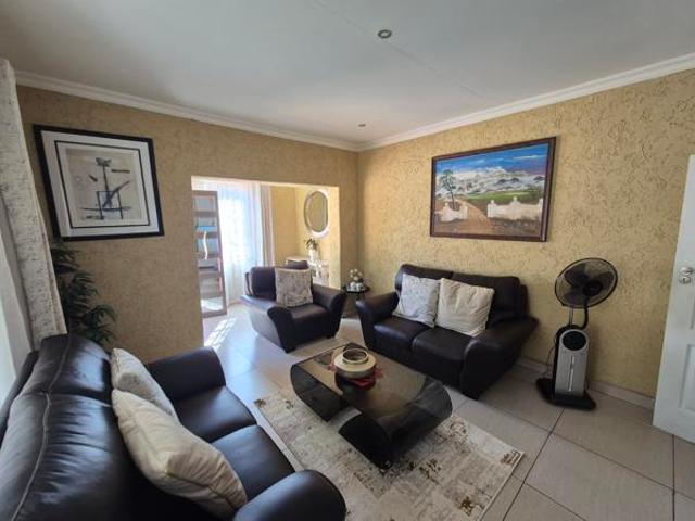 House for sale in Dr Kenneth Kaunda, North West