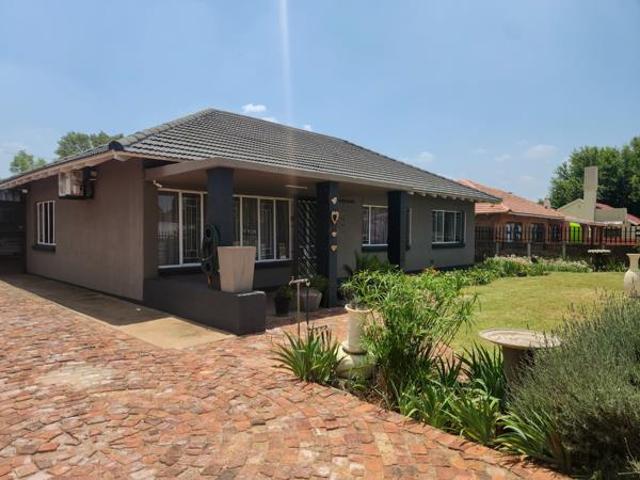 House for sale in Dr Kenneth Kaunda, North West