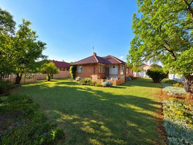 House for sale in Stilfontein, Matlosana Local Municipality
