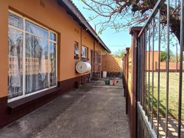 House for sale in Dr Kenneth Kaunda, North West