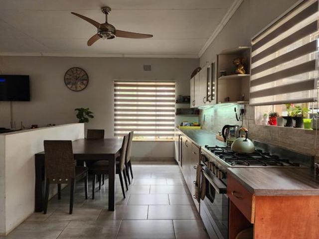 House for sale in Dr Kenneth Kaunda, North West