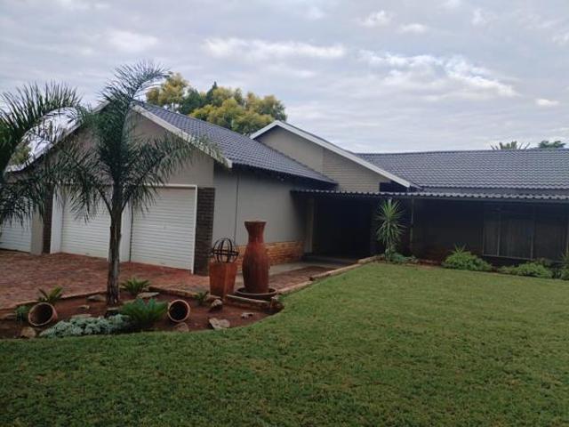 House for sale in Dr Kenneth Kaunda, North West