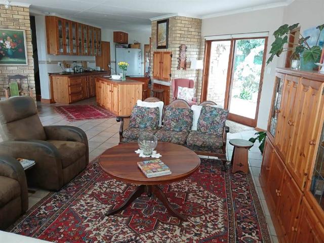 House for sale in Groot Brak Rivier, Western Cape