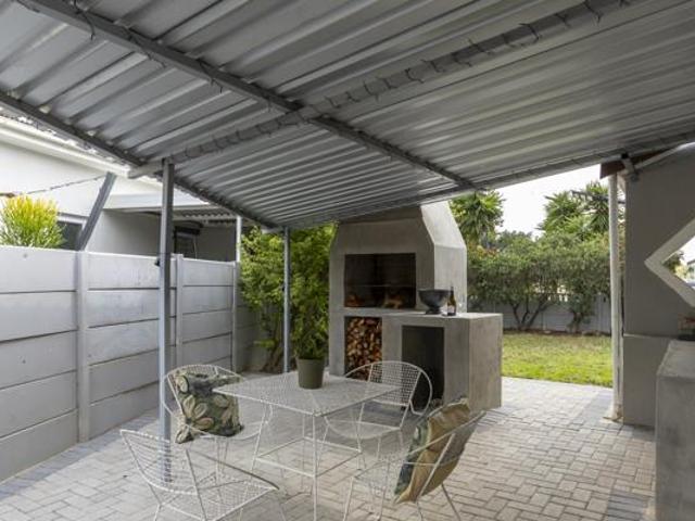 House for sale in Cape Town, Western Cape