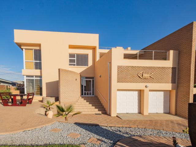 House for sale in West Coast, Lutzville