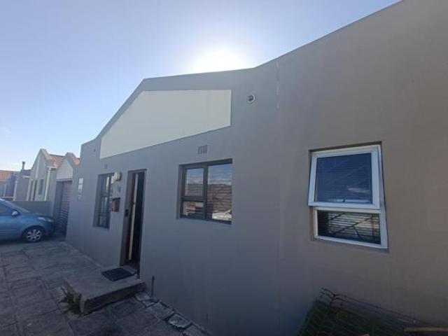 House for sale in Cape Town, Western Cape